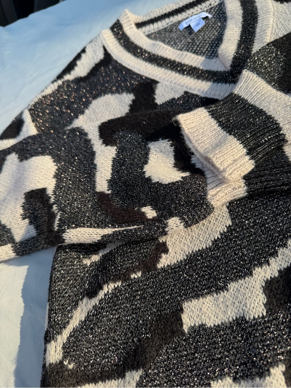 Nine West Black & Cream V-Neck Sweater - Abstract Knit - Picture 7 of 8